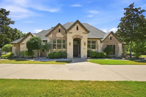 5040 Monroe Court