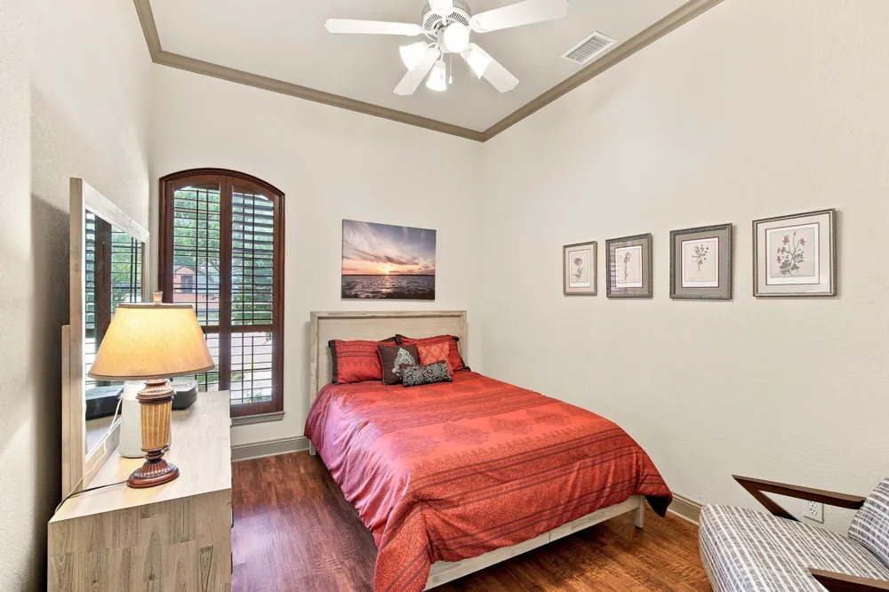 5040 Monroe Court Midlothian, TX 76065