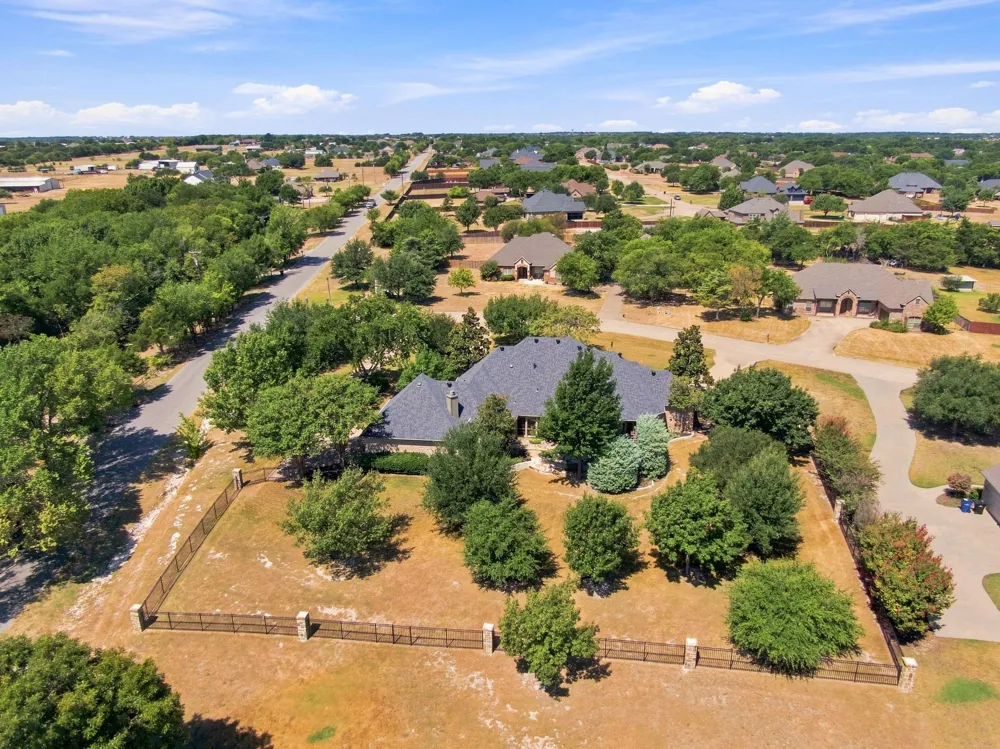 5040 Monroe Court Midlothian, TX 76065