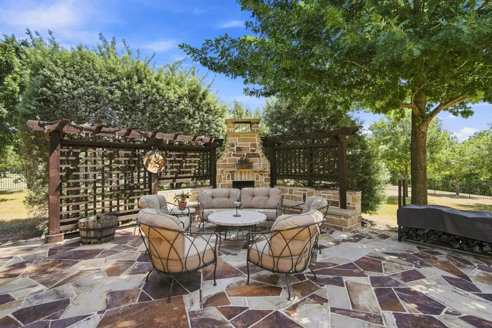 5040 Monroe Court Midlothian, TX 76065