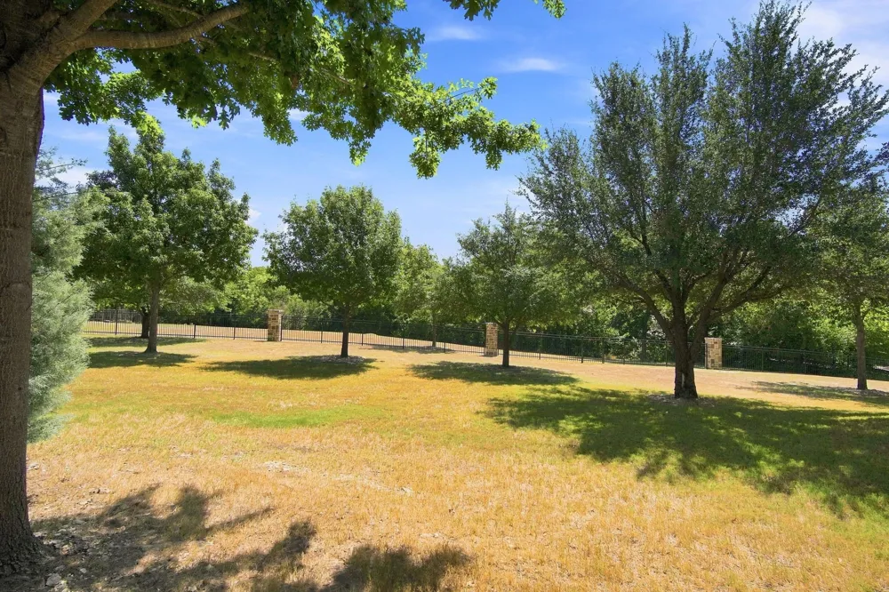 5040 Monroe Court Midlothian, TX 76065