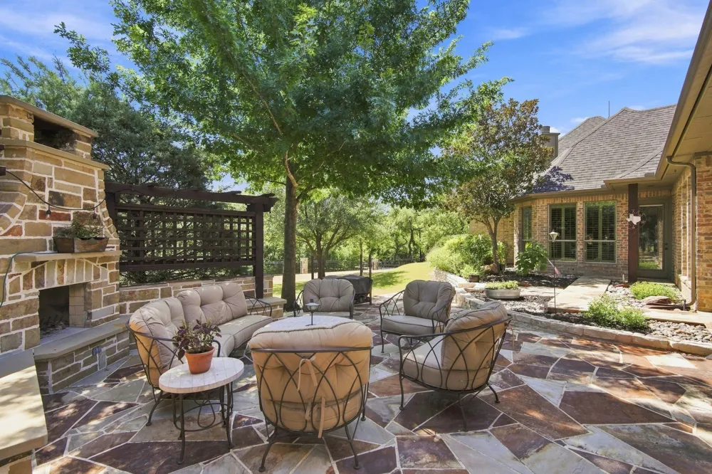 5040 Monroe Court Midlothian, TX 76065