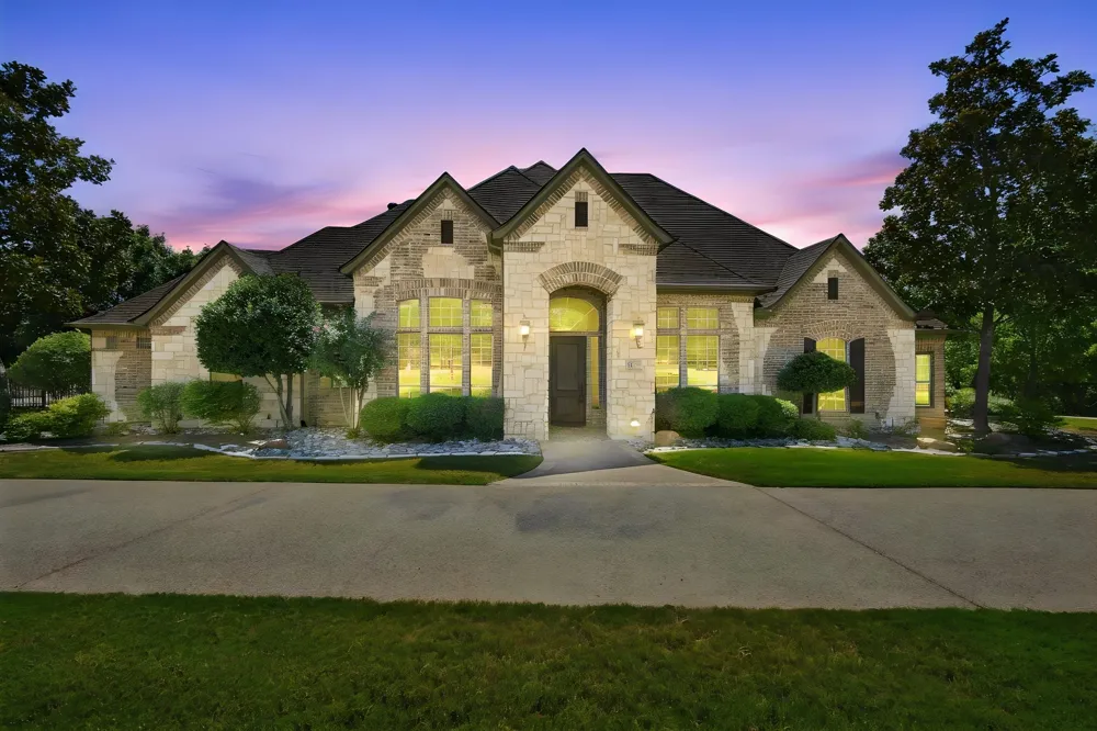 5040 Monroe Court Midlothian, TX 76065