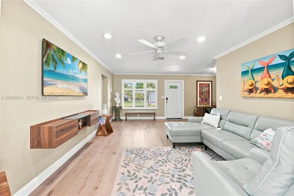 2250 NW 81st Ave Sunrise, FL 33322