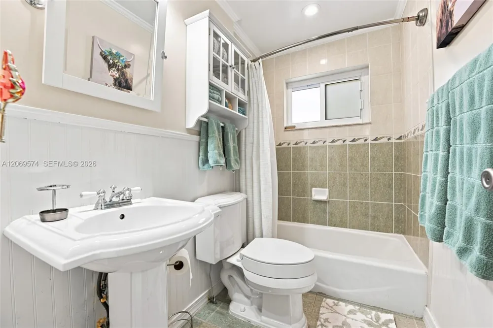2250 NW 81st Ave Sunrise, FL 33322