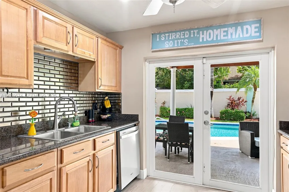 2250 NW 81st Ave Sunrise, FL 33322