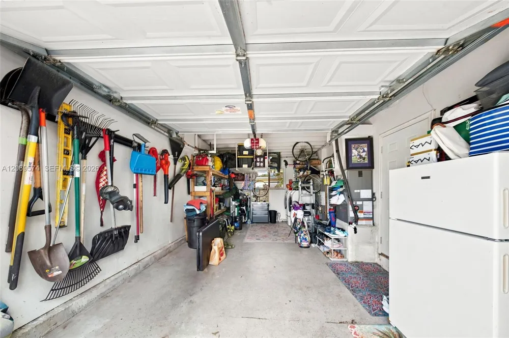 2250 NW 81st Ave Sunrise, FL 33322