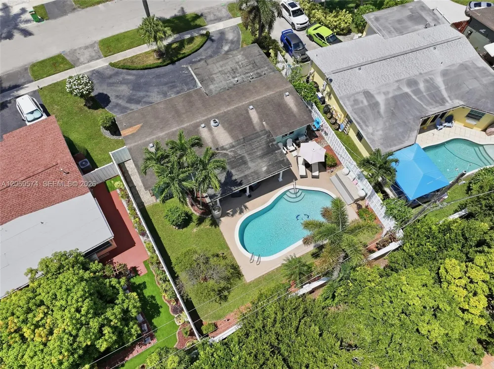 2250 NW 81st Ave Sunrise, FL 33322