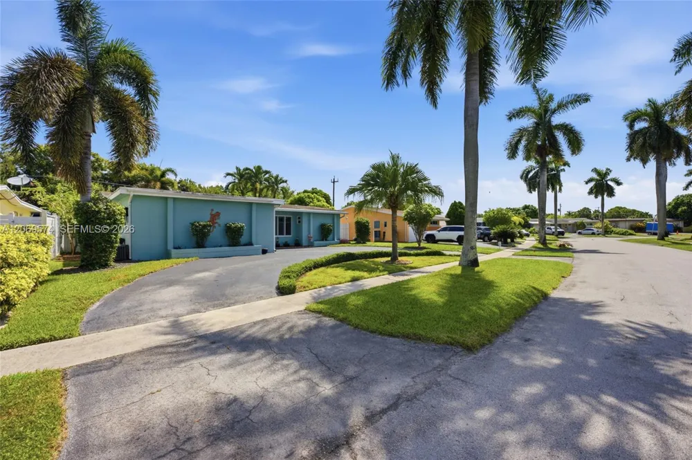 2250 NW 81st Ave Sunrise, FL 33322