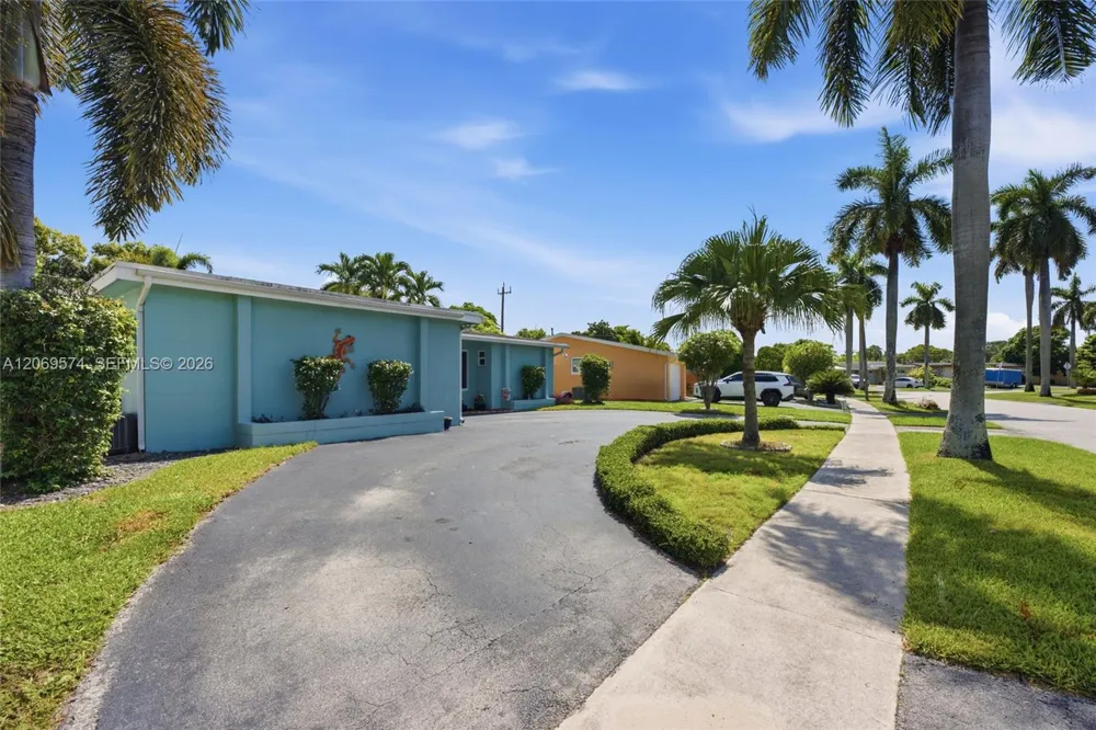2250 NW 81st Ave Sunrise, FL 33322