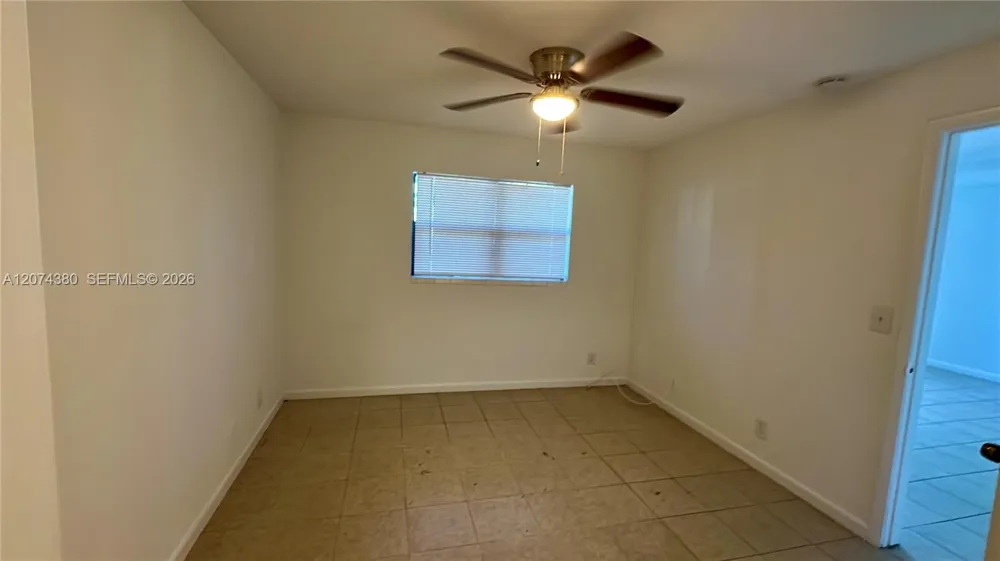 4096 Pine Island Rd #2112 Sunrise, FL 33351