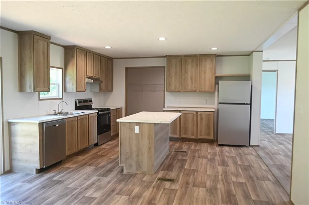125 Luffman Road Ronda, NC 28670