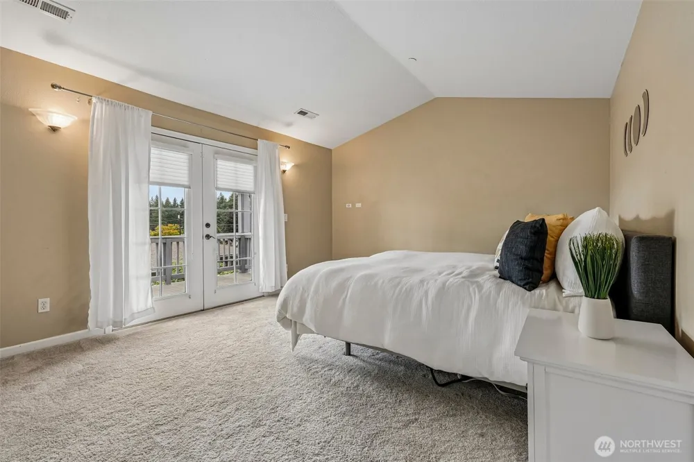 2006 NW Fargo Loop Camas, WA 98607