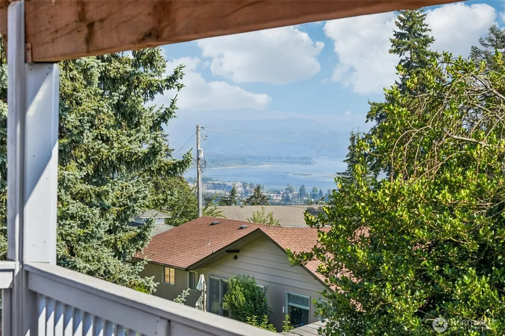2006 NW Fargo Loop Camas, WA 98607
