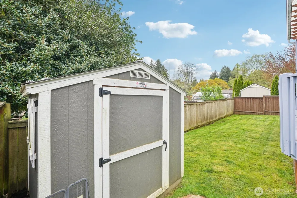 2006 NW Fargo Loop Camas, WA 98607