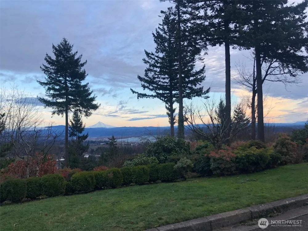 2006 NW Fargo Loop Camas, WA 98607
