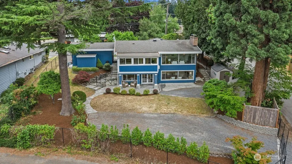 5059 116th Avenue SE Bellevue, WA 98006