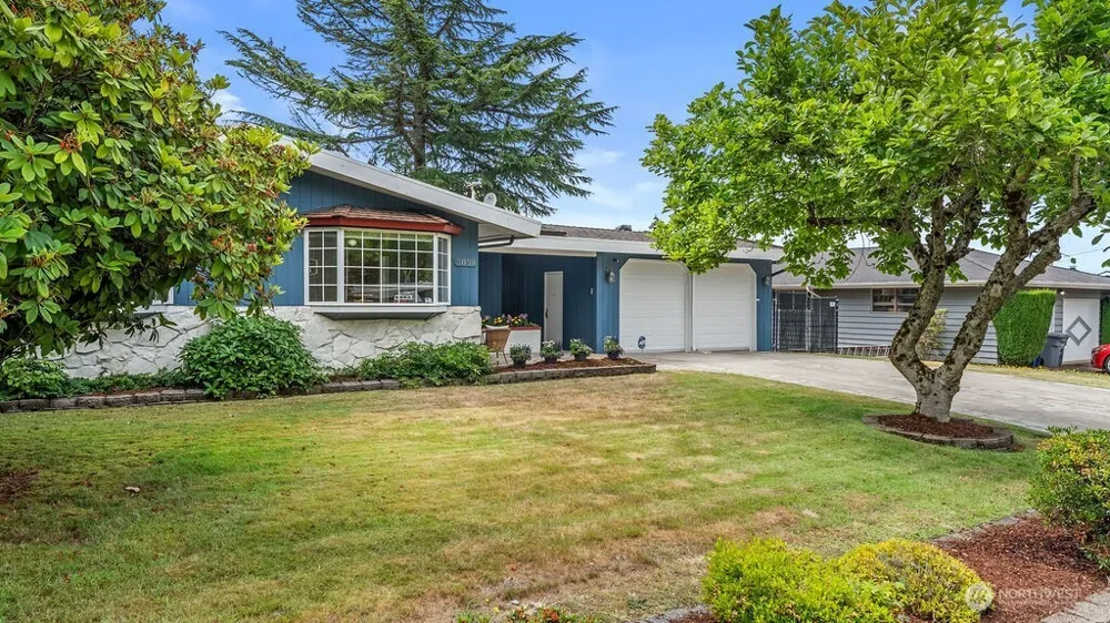 5059 116th Avenue SE Bellevue, WA 98006