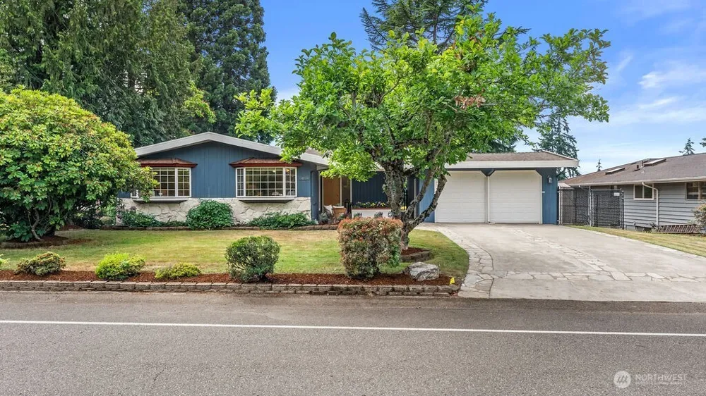 5059 116th Avenue SE Bellevue, WA 98006