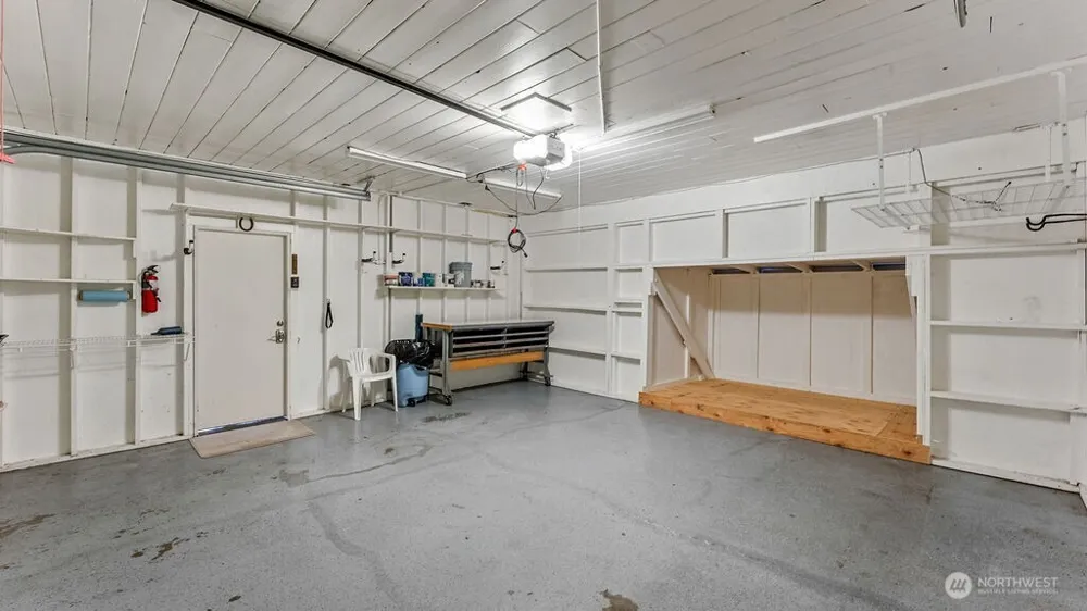 5059 116th Avenue SE Bellevue, WA 98006