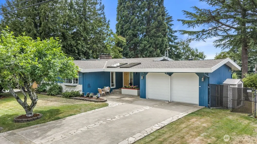 5059 116th Avenue SE Bellevue, WA 98006