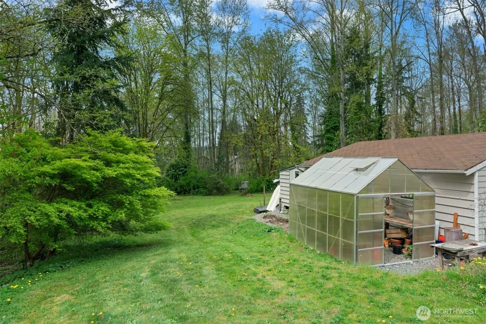 18005 83rd Avenue NE Kenmore, WA 98028