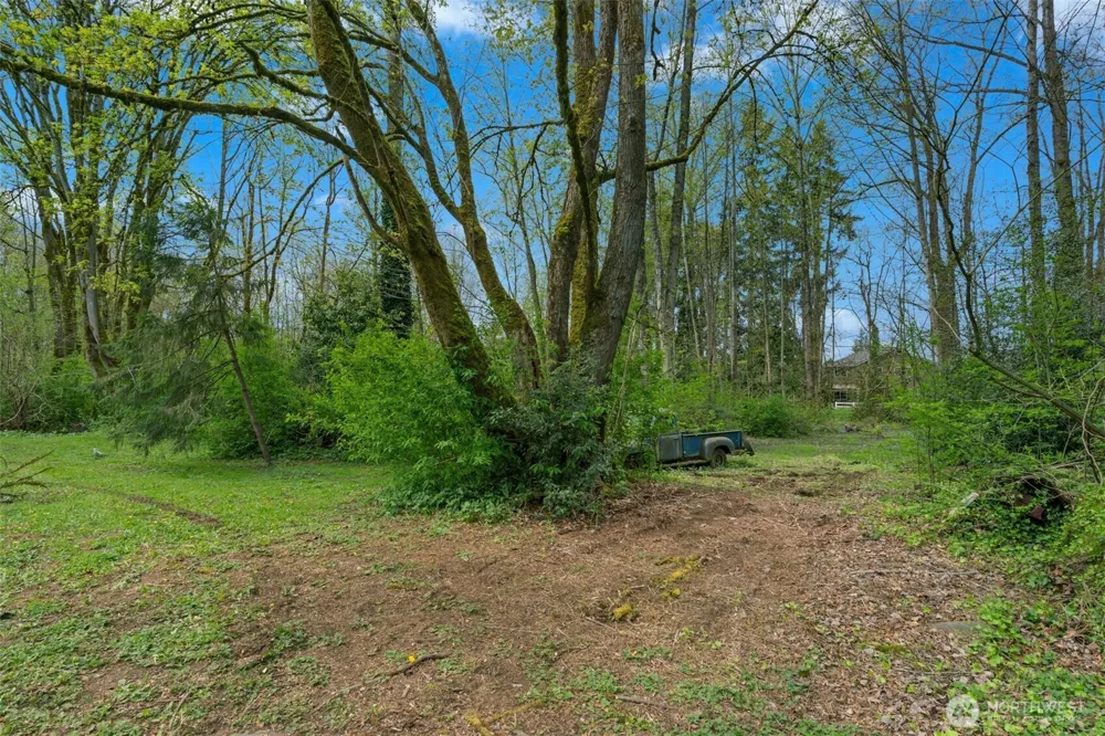 18005 83rd Avenue NE Kenmore, WA 98028