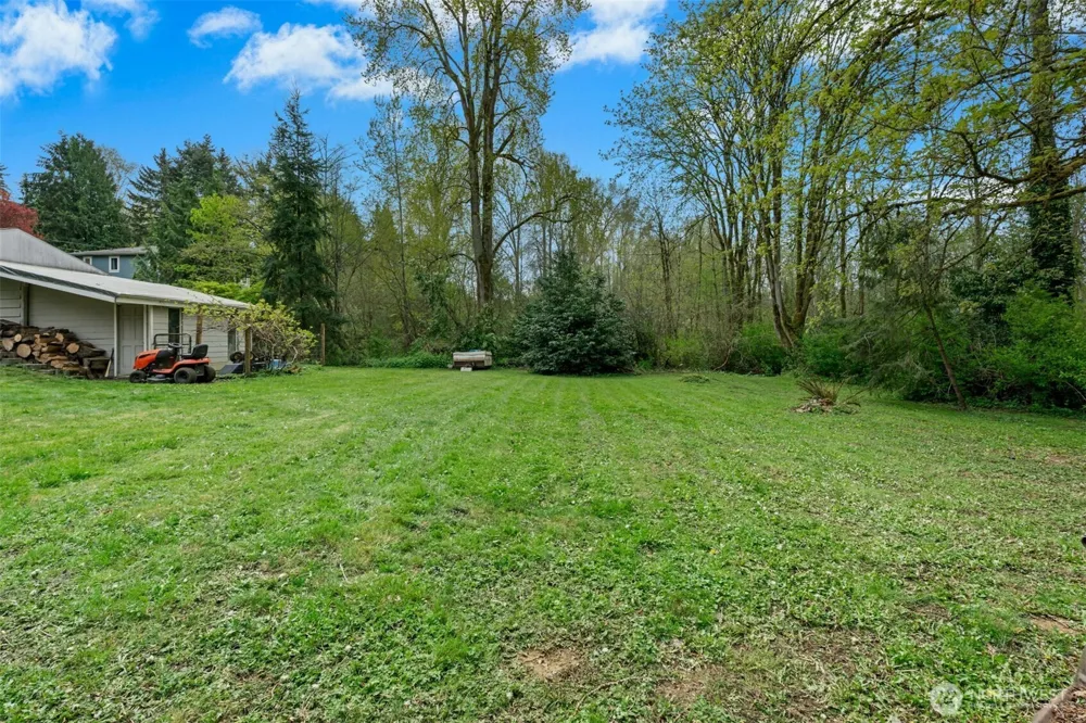 18005 83rd Avenue NE Kenmore, WA 98028