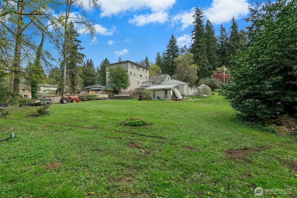 18005 83rd Avenue NE Kenmore, WA 98028