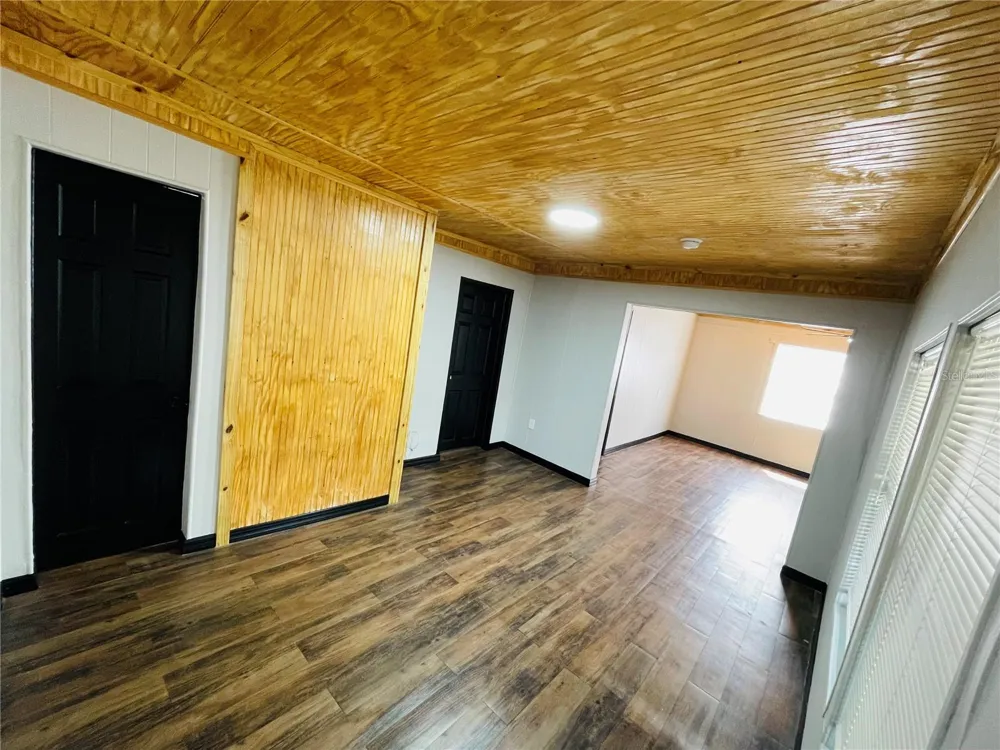 1023 AVENUE D Haines City, FL 33844