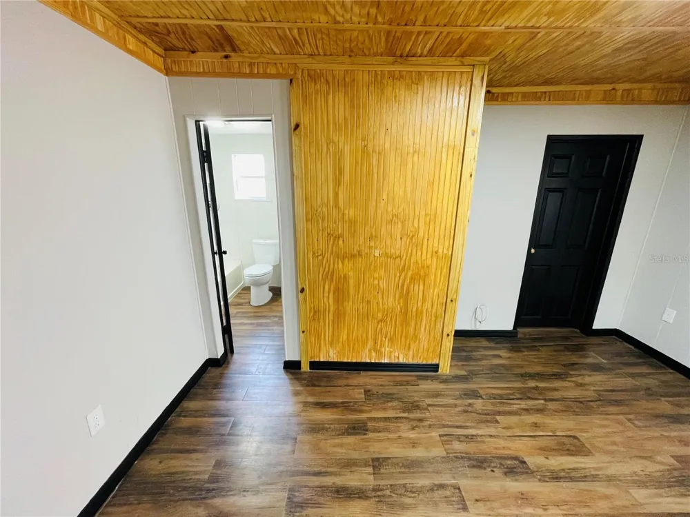 1023 AVENUE D Haines City, FL 33844