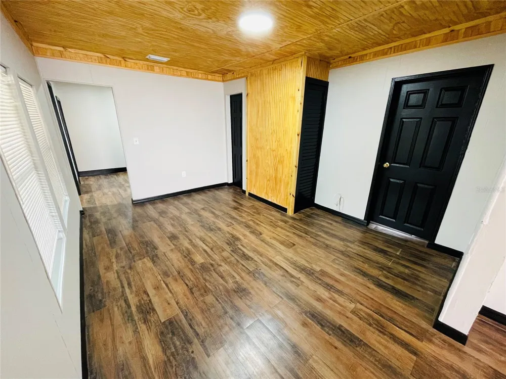 1023 AVENUE D Haines City, FL 33844