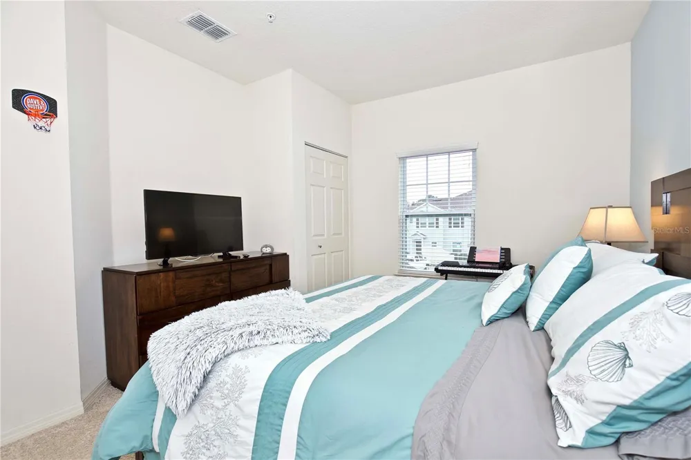 8953 SHINE DRIVE Kissimmee, FL 34747