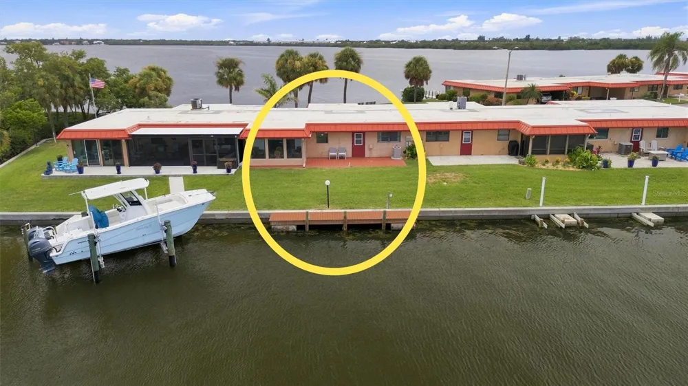 3840 CATALINA DRIVE Bradenton, FL 34210