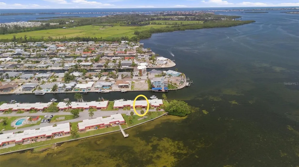 3840 CATALINA DRIVE Bradenton, FL 34210