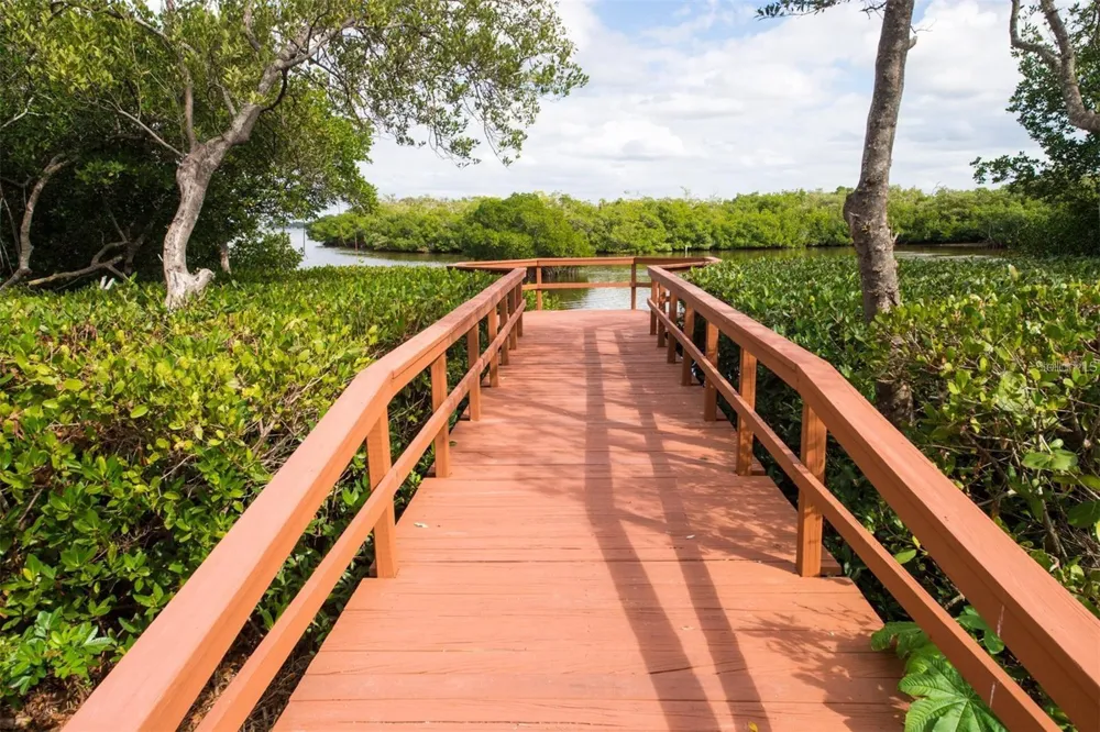 3840 CATALINA DRIVE Bradenton, FL 34210