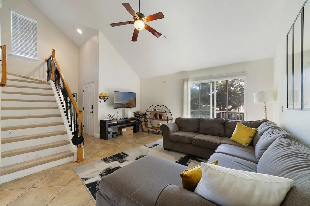 3721 S LAKE ORLANDO PARKWAY #8 Orlando, FL 32808