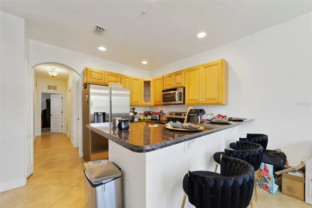 3721 S LAKE ORLANDO PARKWAY #8 Orlando, FL 32808