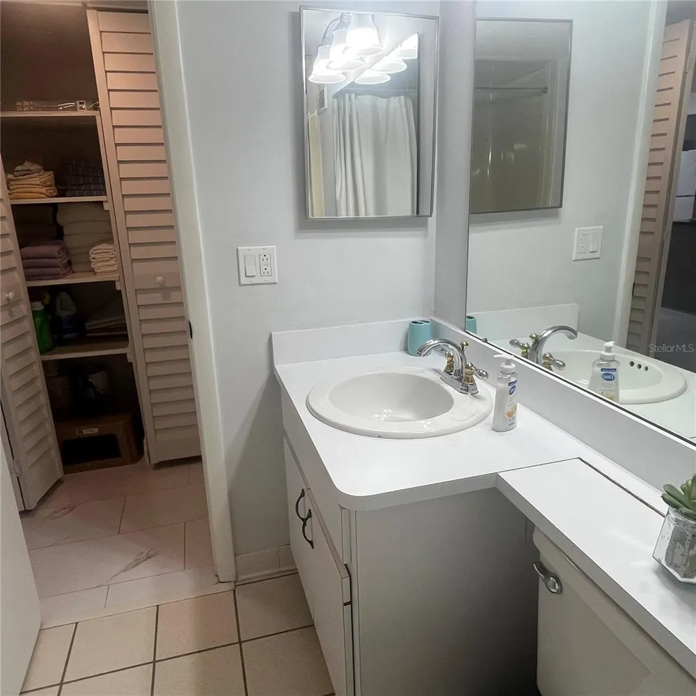 995 LAGUNA DRIVE #506 Venice, FL 34285