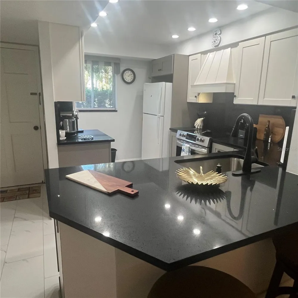 995 LAGUNA DRIVE #506 Venice, FL 34285