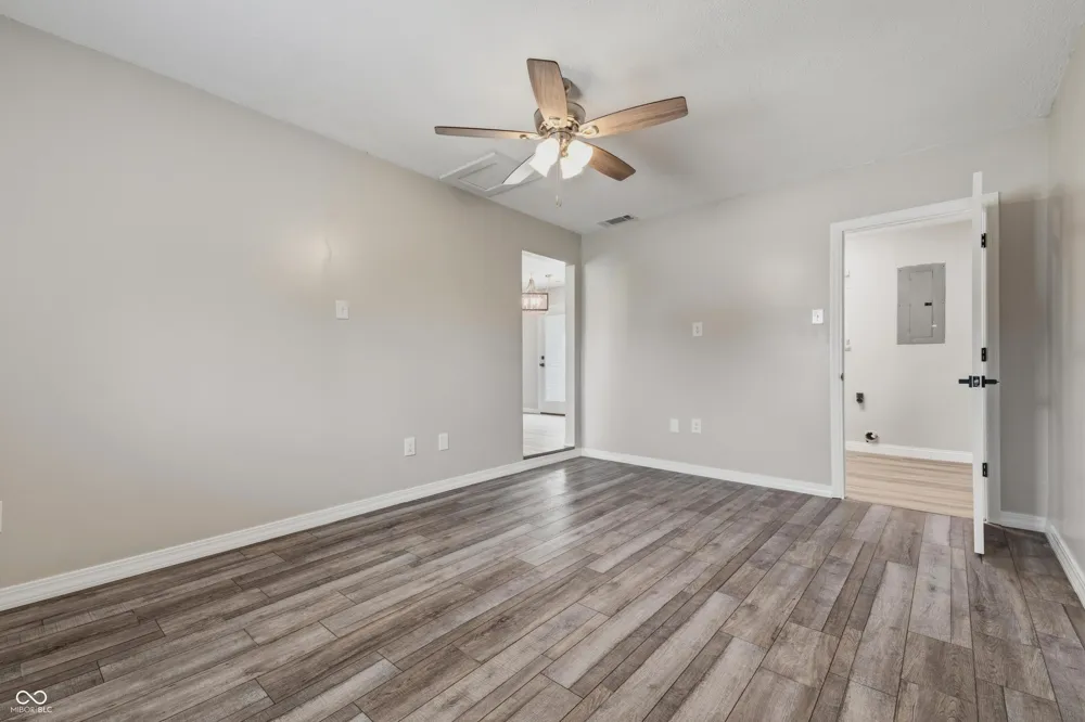9 Wally Court Beech Grove, IN 46107