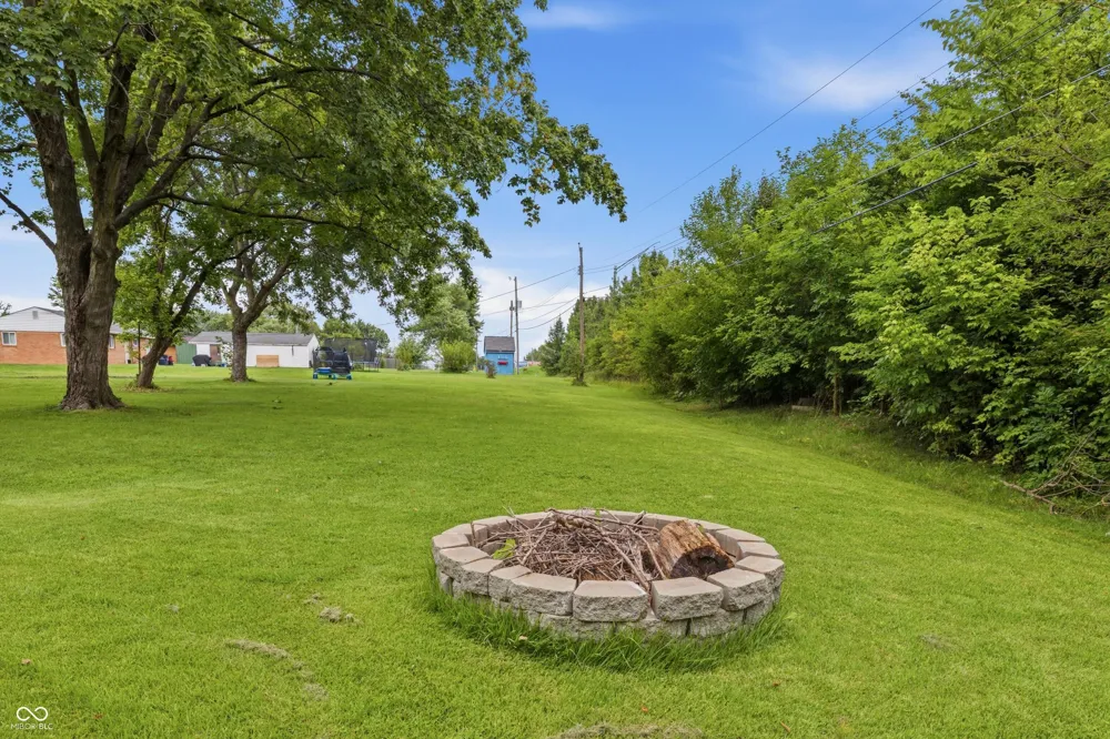9 Wally Court Beech Grove, IN 46107