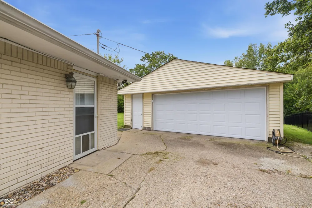 9 Wally Court Beech Grove, IN 46107