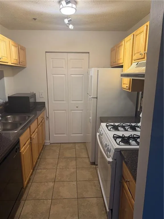 767 Windchase Lane Stone Mountain, GA 30083