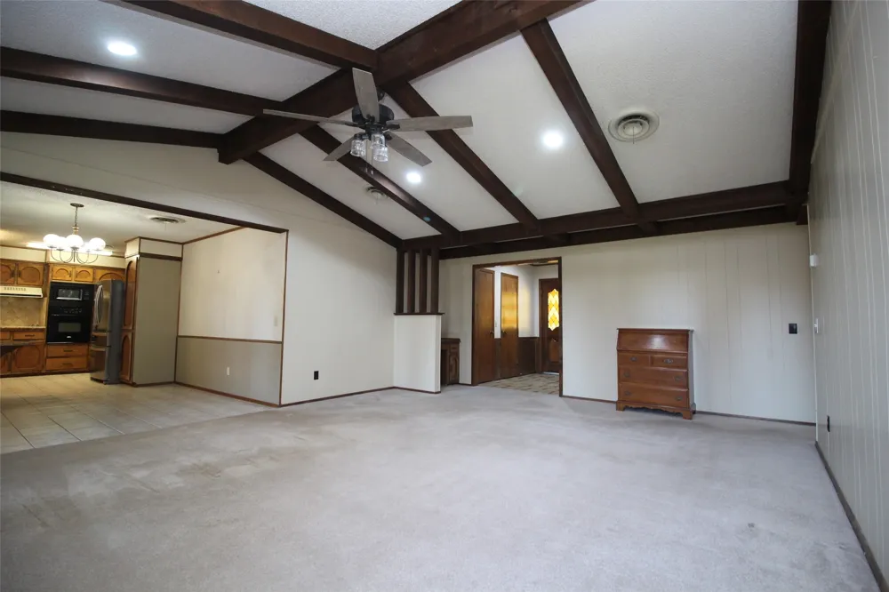 130 L STREET Munday, TX 76371