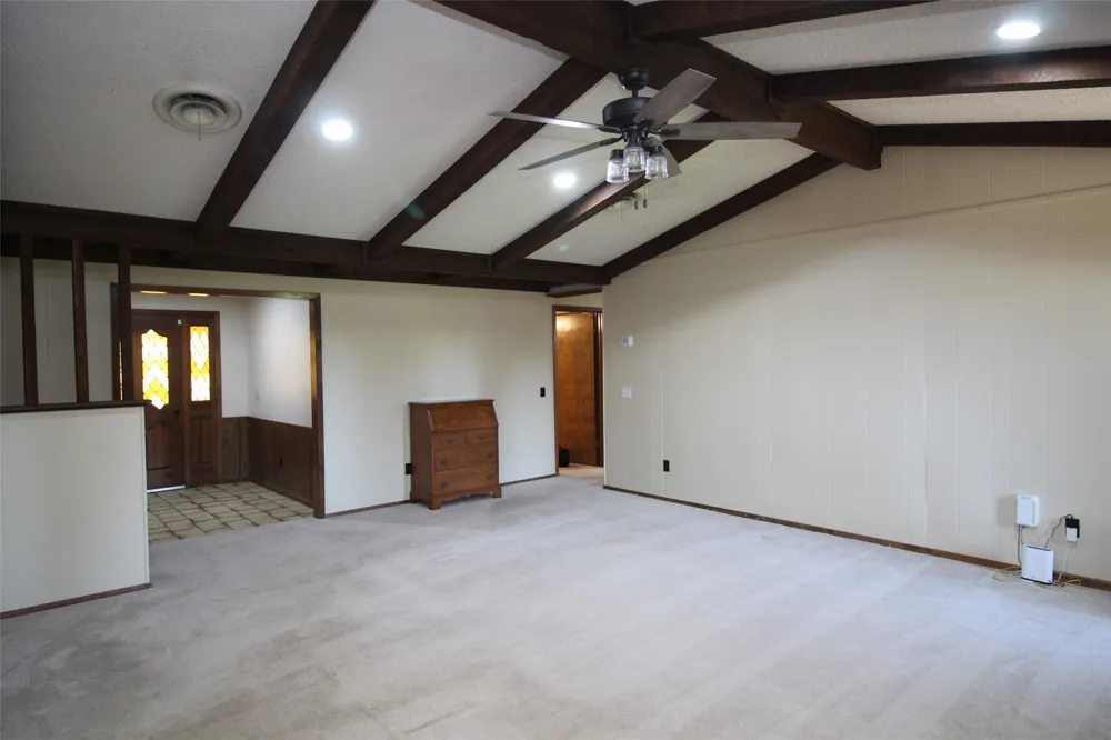 130 L STREET Munday, TX 76371