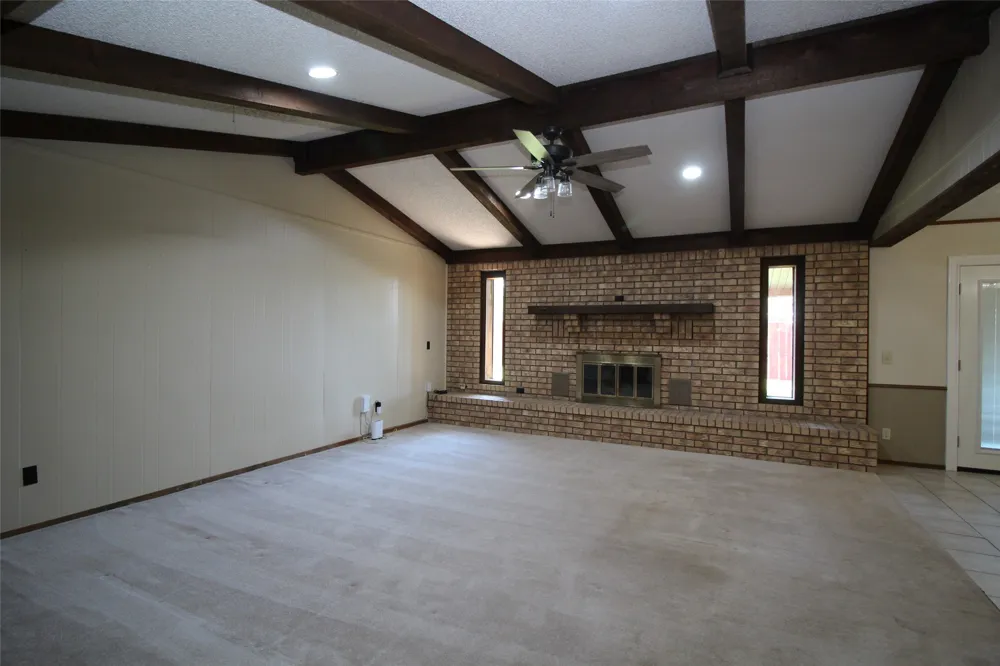 130 L STREET Munday, TX 76371
