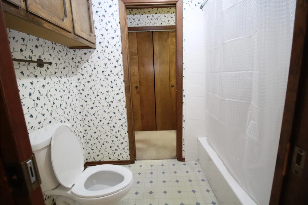 130 L STREET Munday, TX 76371