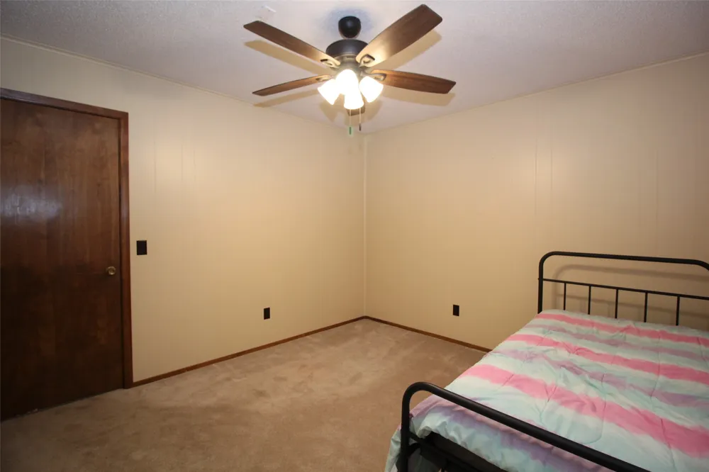 130 L STREET Munday, TX 76371