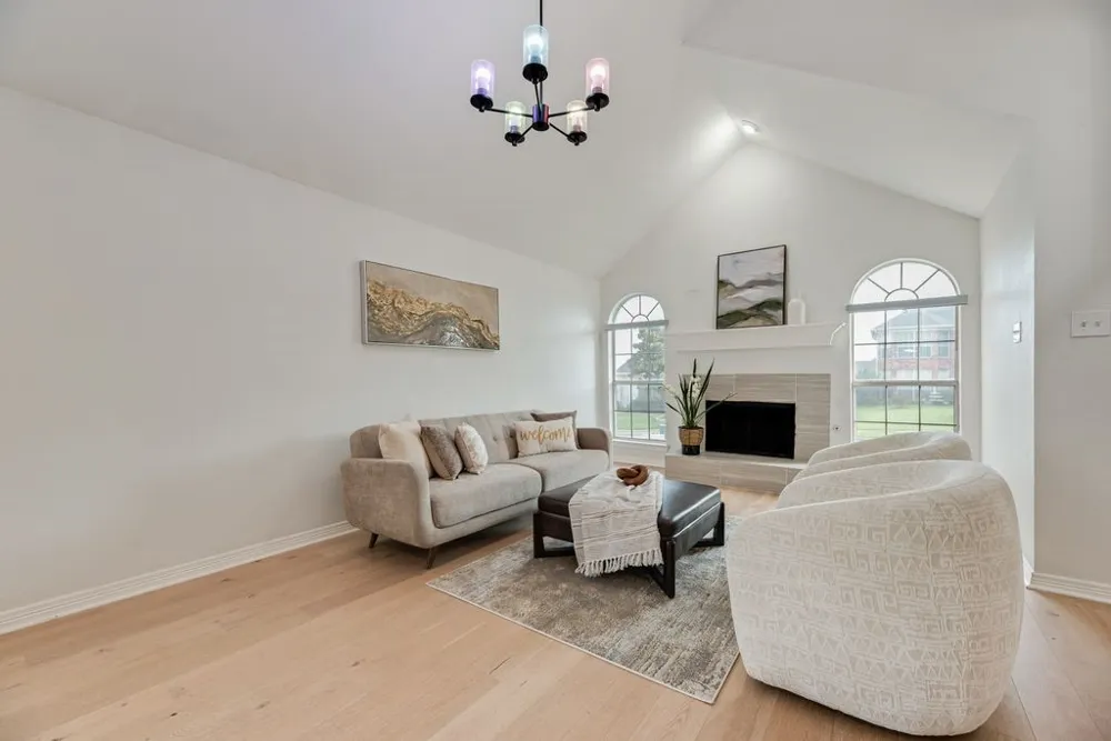 1412 Melody Lane Carrollton, TX 75006